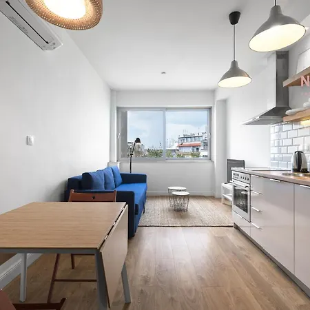 Zaphira, Nilie Hospitality Mgmt * Salonic